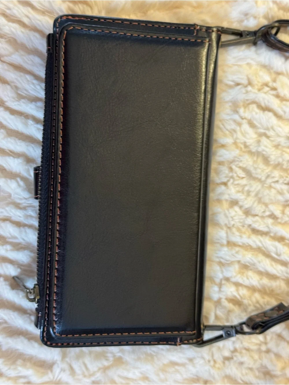 Z Flip 4 Zip Phone Wallet Crossbody very nice